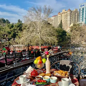 Nizami Central Street Hotel